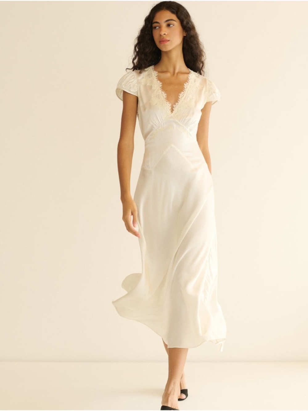 Doen Coraline Dress in Salt - Picture 4 of 10